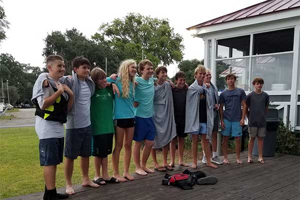 High-School-Sailing